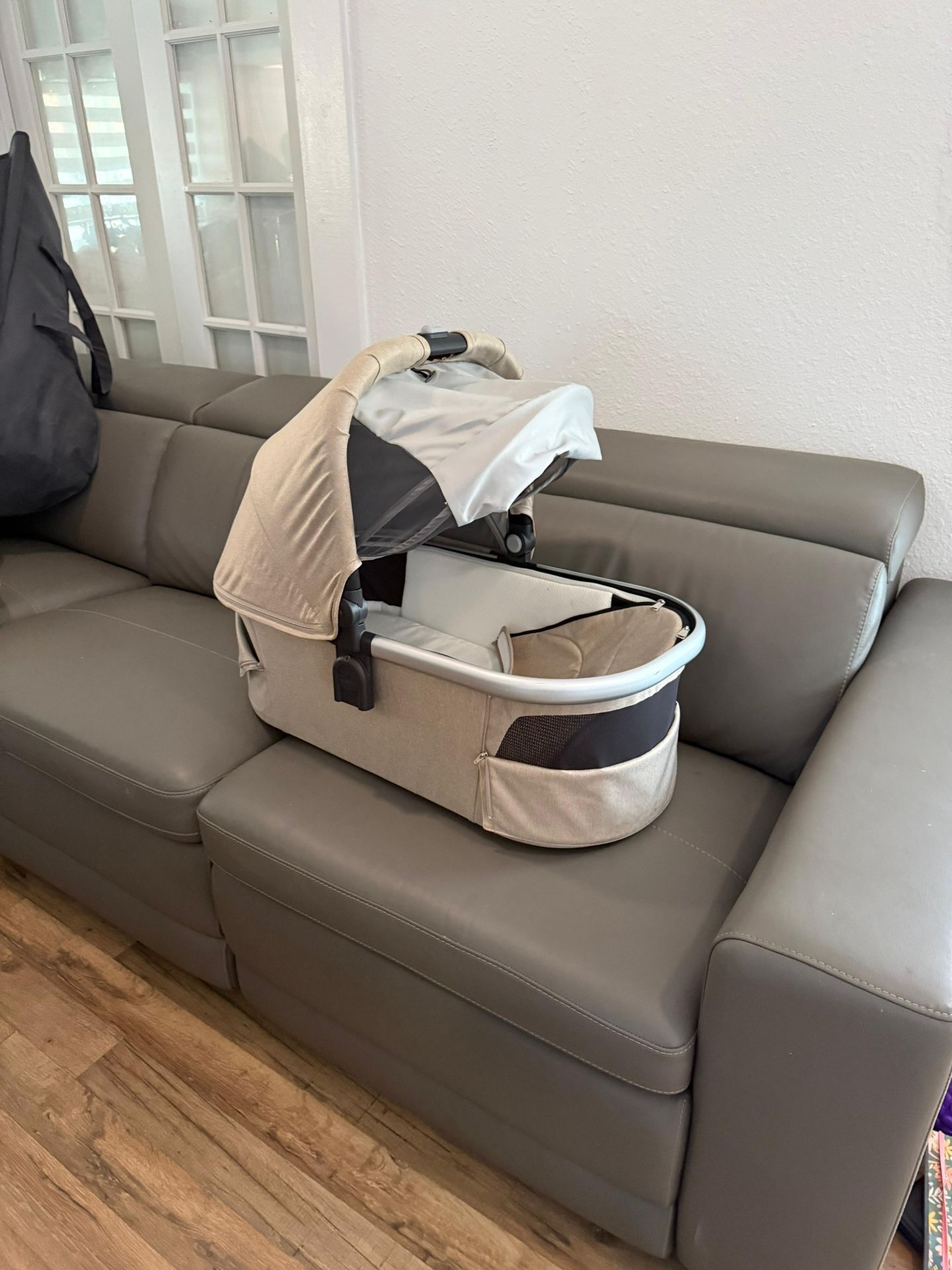 Bassinet para Carriola – Como Nuevo • $150