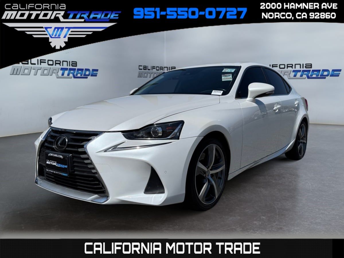 2017 Lexus IS Turbo