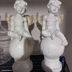 2 Angels Statues 