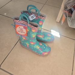 Brand New Girls Boots