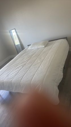 Queen bed