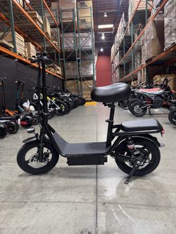 Electric scooter