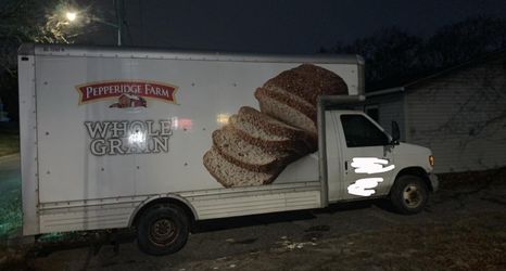 2006 ford 14ft box truck