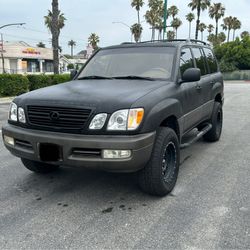 2002 Lexus LX 470