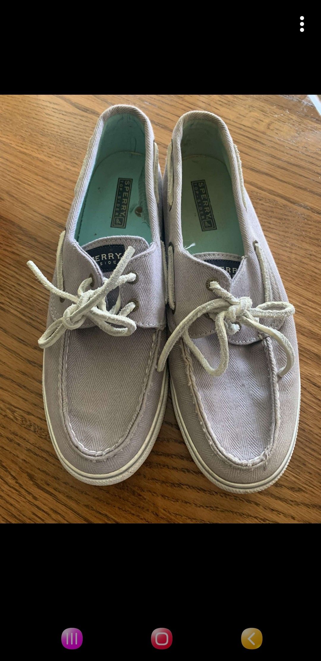 Women's SPERRY'S size 10!!