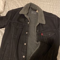 Men’s Levi Winter Jacket Size Medium