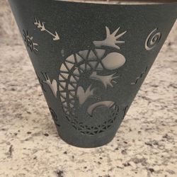 Gecko  Candle Holder