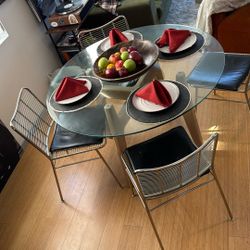 Dining Table And Chairs Set.