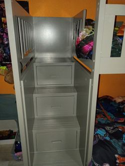 Bed bunker twin by twin