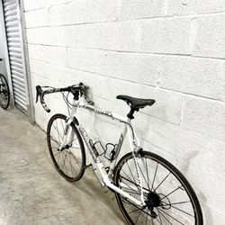 Cannondale Road Bike 54