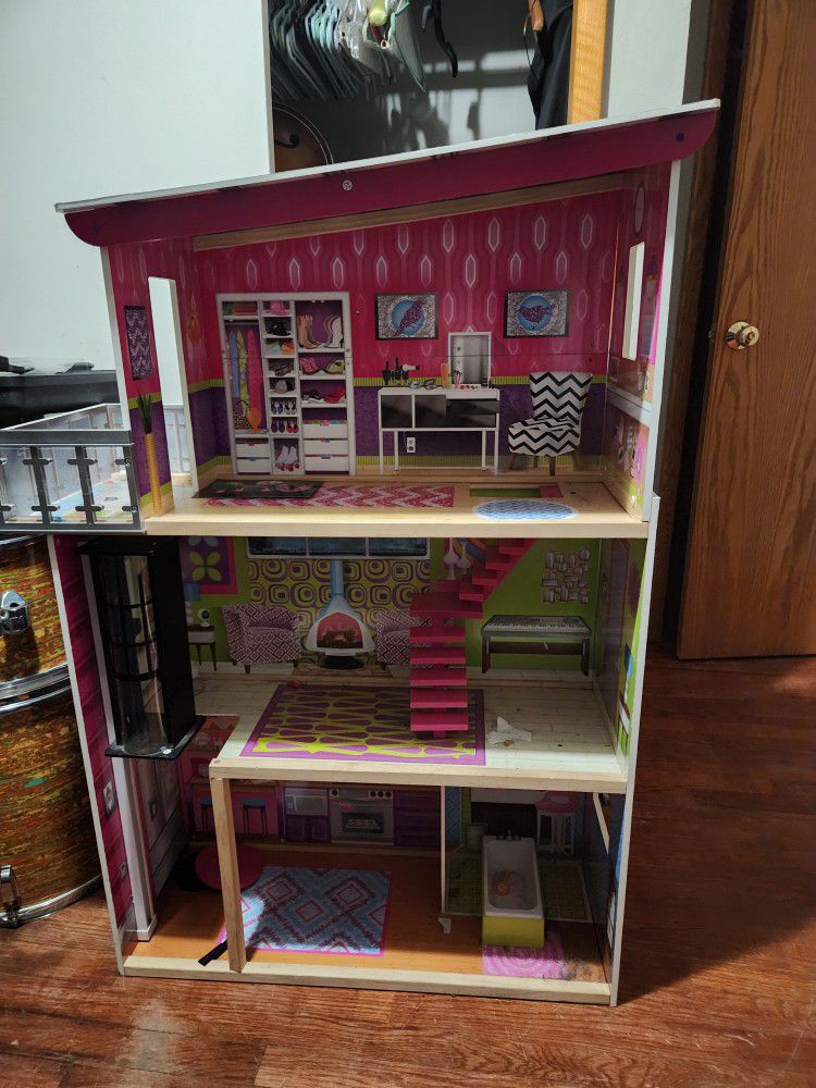 4ft Barbie Doll House!!!