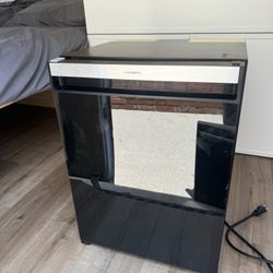 Dometic Mini Fridge 