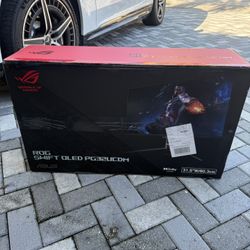 ASUS ROG Swift 32” 4K OLED Gaming Monitor (PG32UCDM)