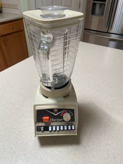 Vintage 1970s Osterizer Blender