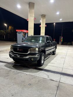 2005 GMC Sierra