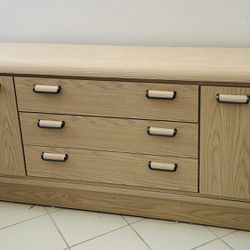 Beautiful 8 Ft Long Dresser With Easy Slide Drawers And Matching End Table 