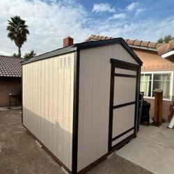 Shed 8x10x8ft h 