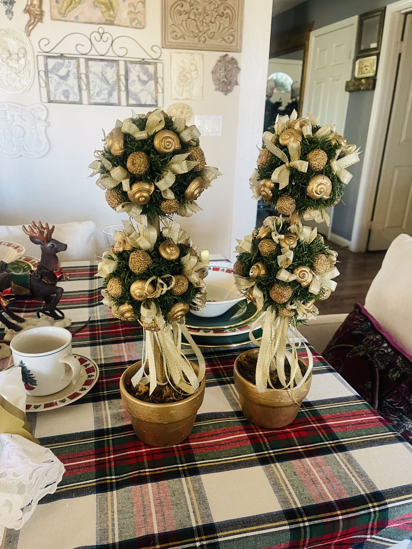 Vintage Gold Shell Christmas Topiary 