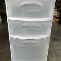 Sterilite 3 Drawer Plastic Storage With Rollers