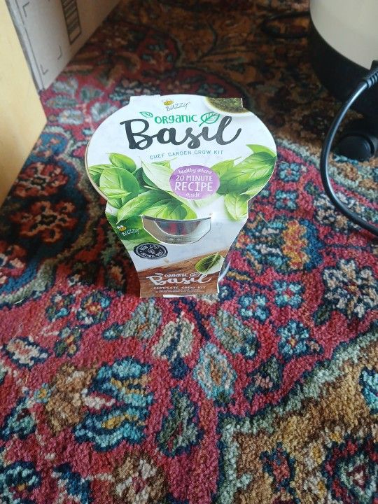Organic Basil Growing Kit