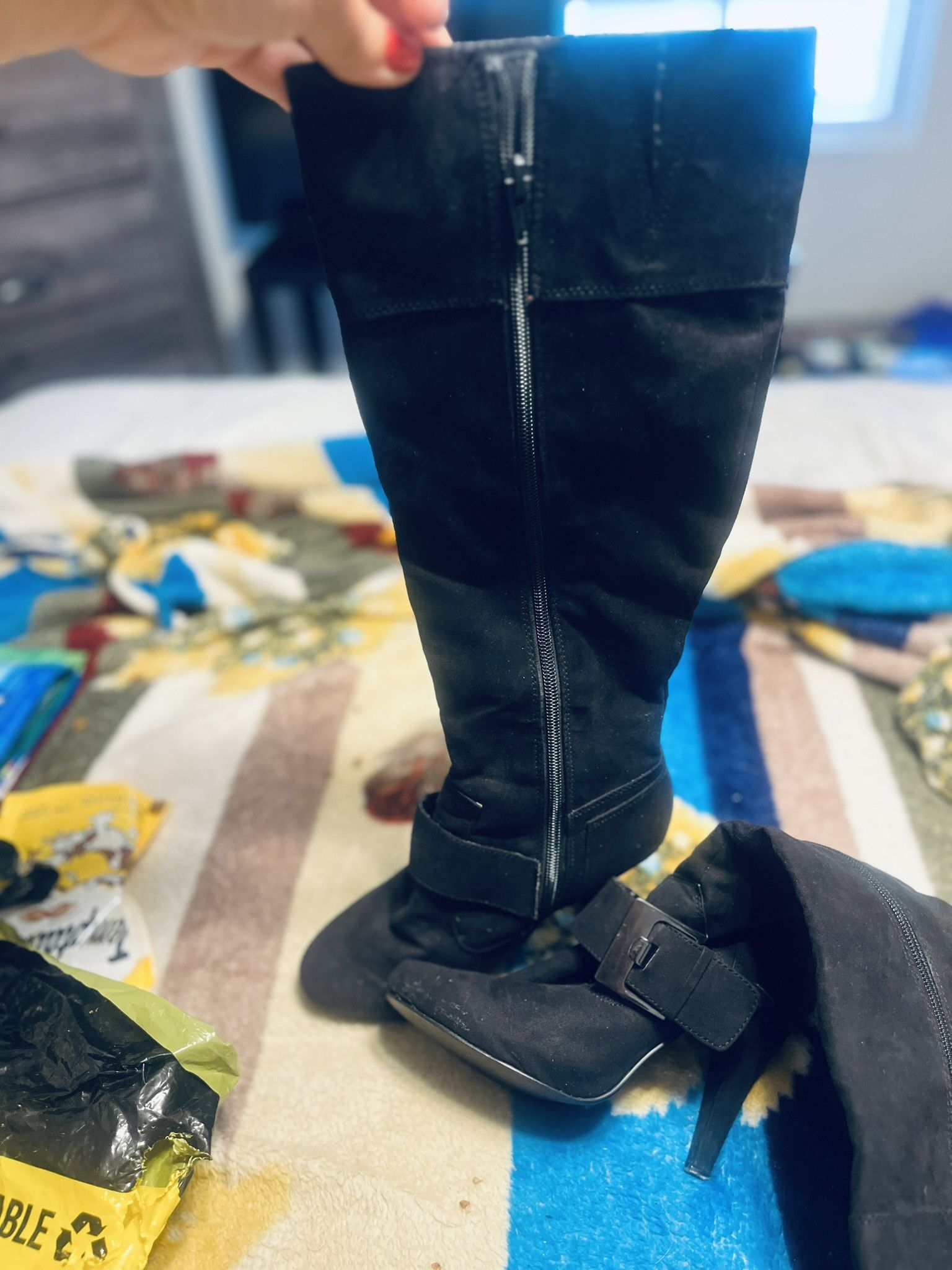Black Side Boots Size 8