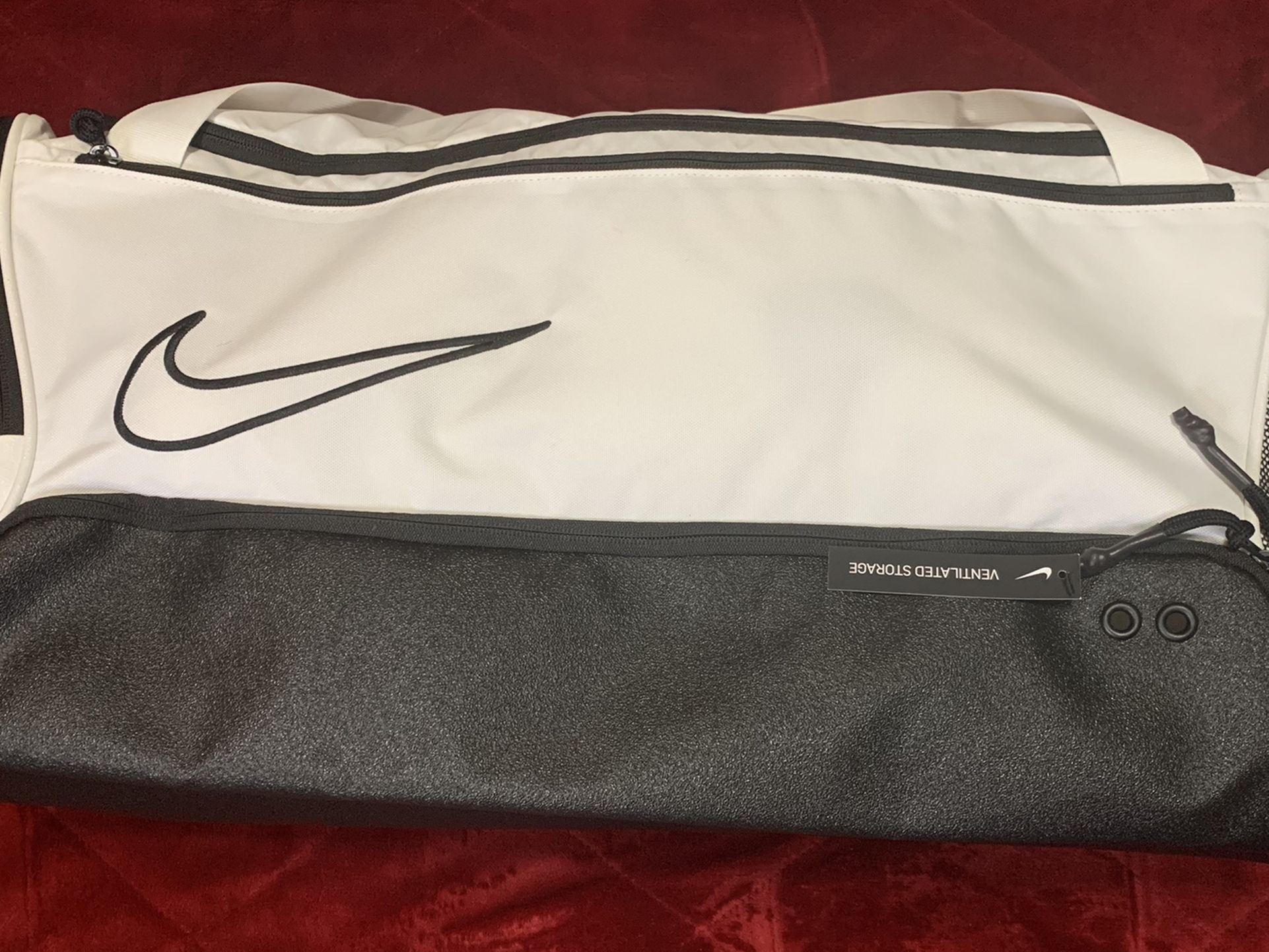 Nike Elite Basketball Duffle Bag