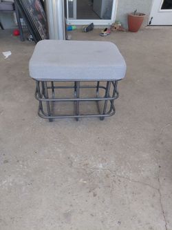 Chair / stool