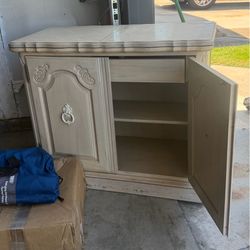Mini Bar