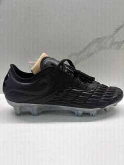 Under Armour Black Soccer Cleats