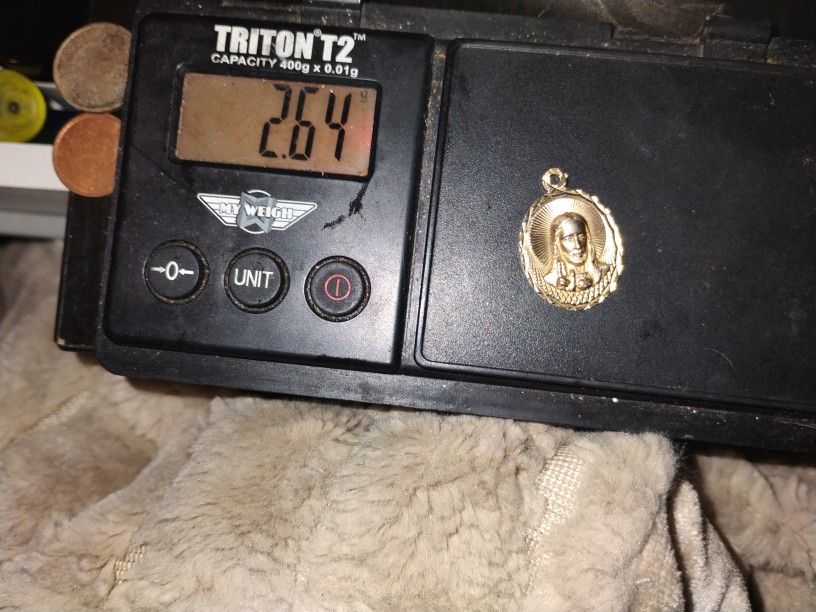 14 K Pendant
