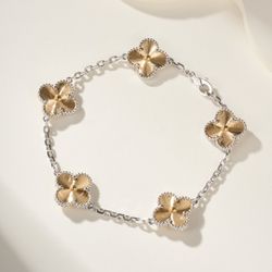 Van Cleef & Arpels Violet Five-flower Four-leaf Clover Bracelet