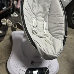 4moms MamaRoo 4 Baby Swing