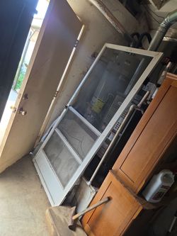 Screen door