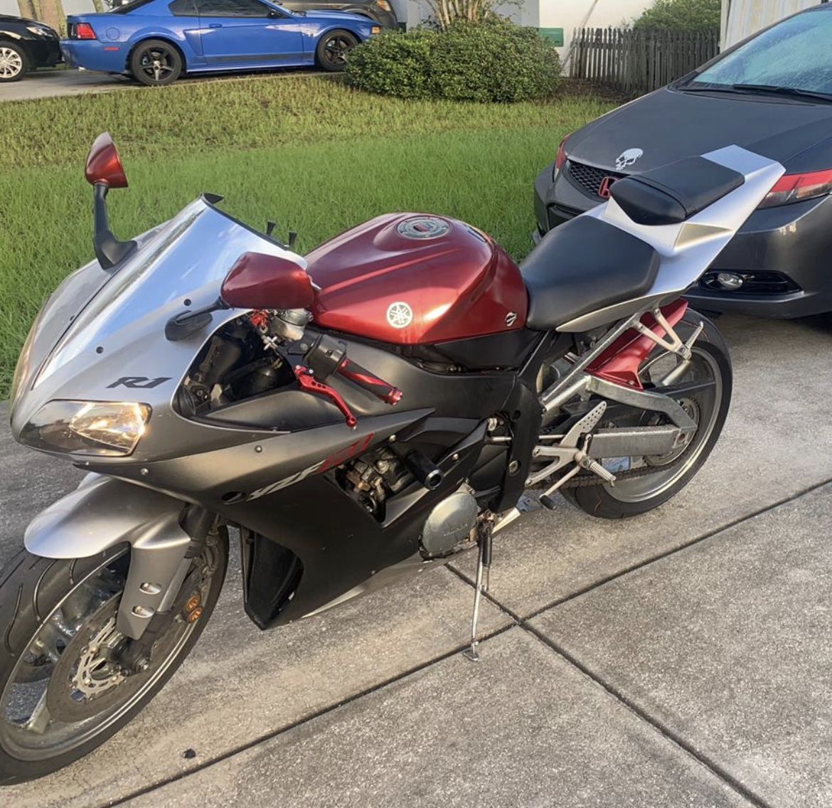 2003 Yamaha YZR1