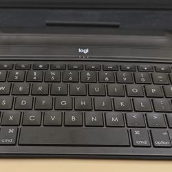 Logitech Create Y-U0030 Backlit Keyboard Case (C46)