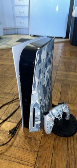 PlayStation 5 (Disc Version) with Controller Blue Camo 🔵