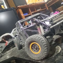 Traxxas UDR 8s 