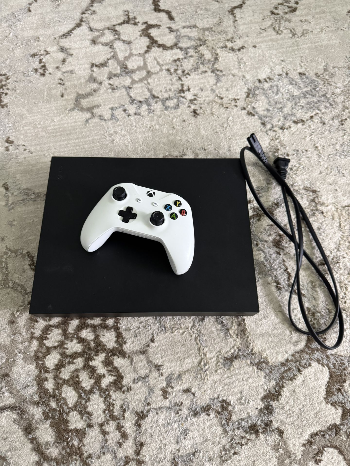 Xbox One X w/power Cord & Wireless Xbox Controller & Call Of Duty
