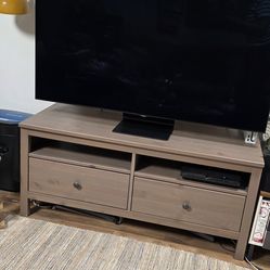 Tv stand