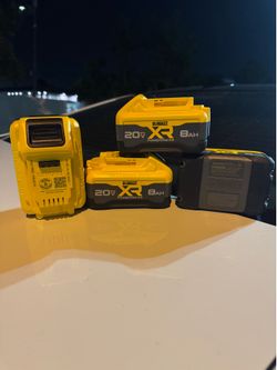 Dewalt 8 ah EACH