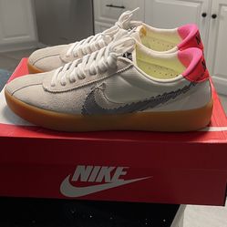 Nike React Size 10