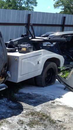 Repo Bed. Century Self Loader Bed - Fresh Paint