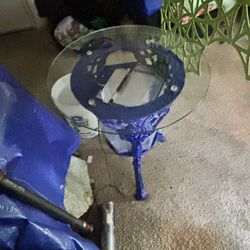 A VINTAGE VICTORIAN ERA INDUSTRIALIZED END TABLE AQUARIUM