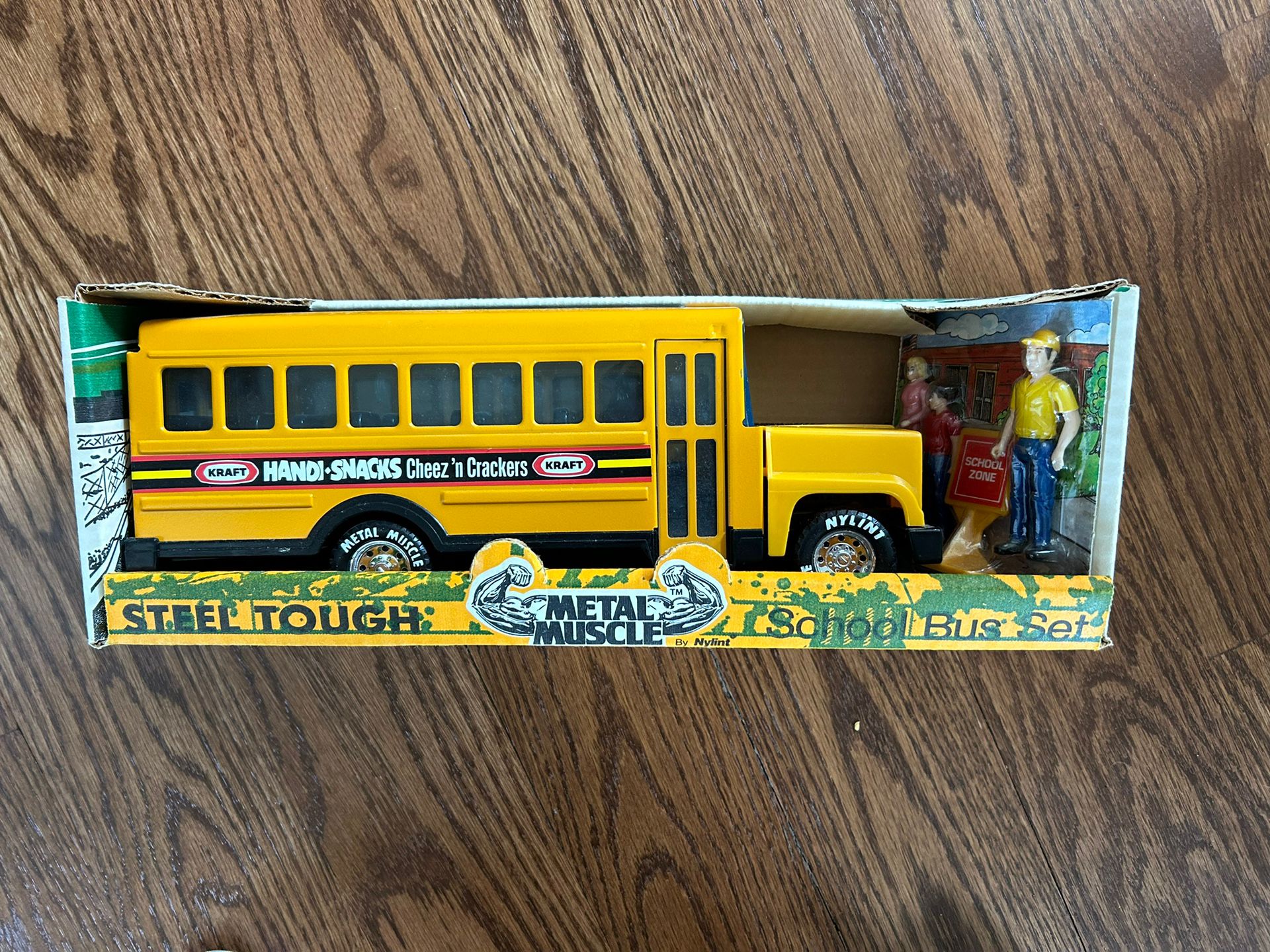 Nylint Steel Tough Metal Muscle Kraft School Bus Set