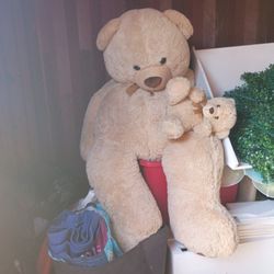 5ft Teddy Bear With Small Bear
