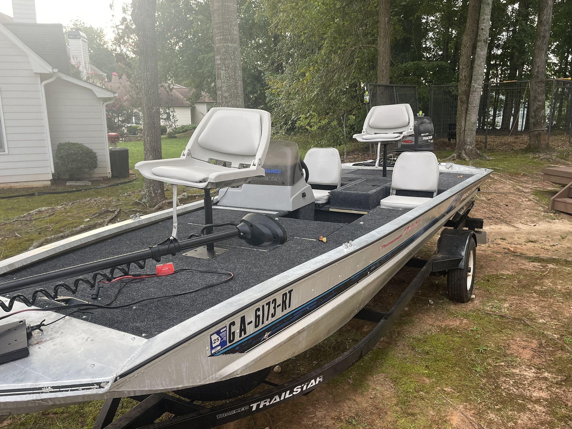 Aluminum Bass Tracker