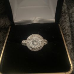 Size 6.5 Premier Designs Ring