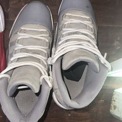 Jordan 11 cool grey Size 8 Men’s