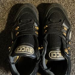 GUCCI SNEAKERS