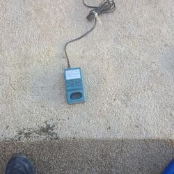 Makita Charger